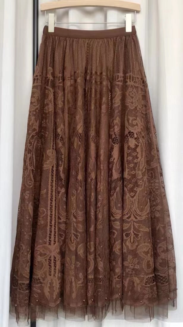 LA VIE – Lace Grace High-Waisted Skirt